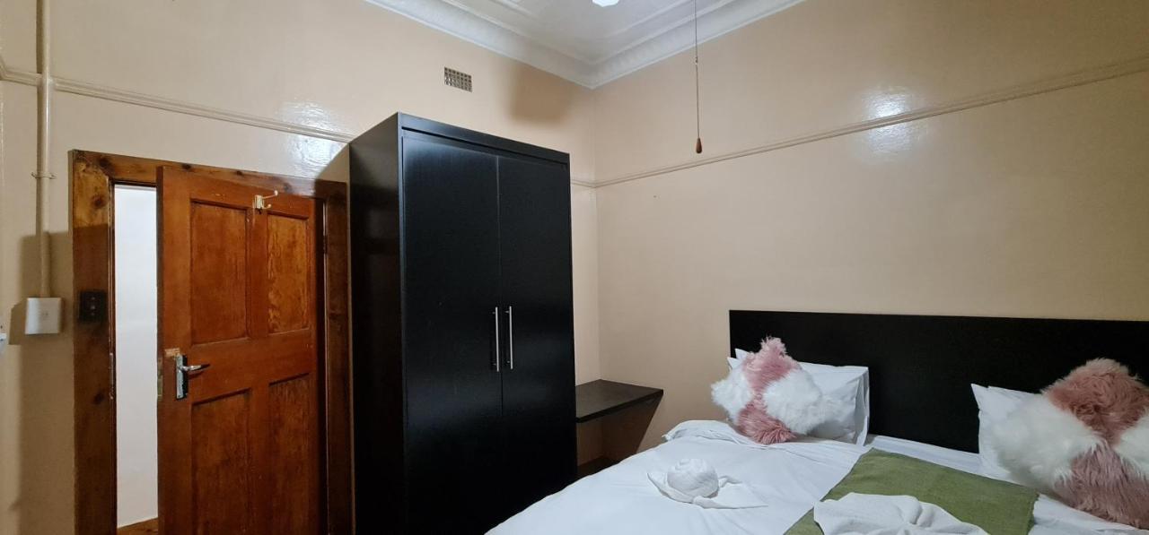 My House Guest House Pretoria-Noord エクステリア 写真