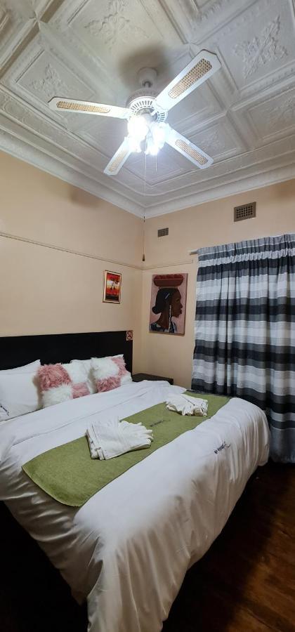 My House Guest House Pretoria-Noord エクステリア 写真