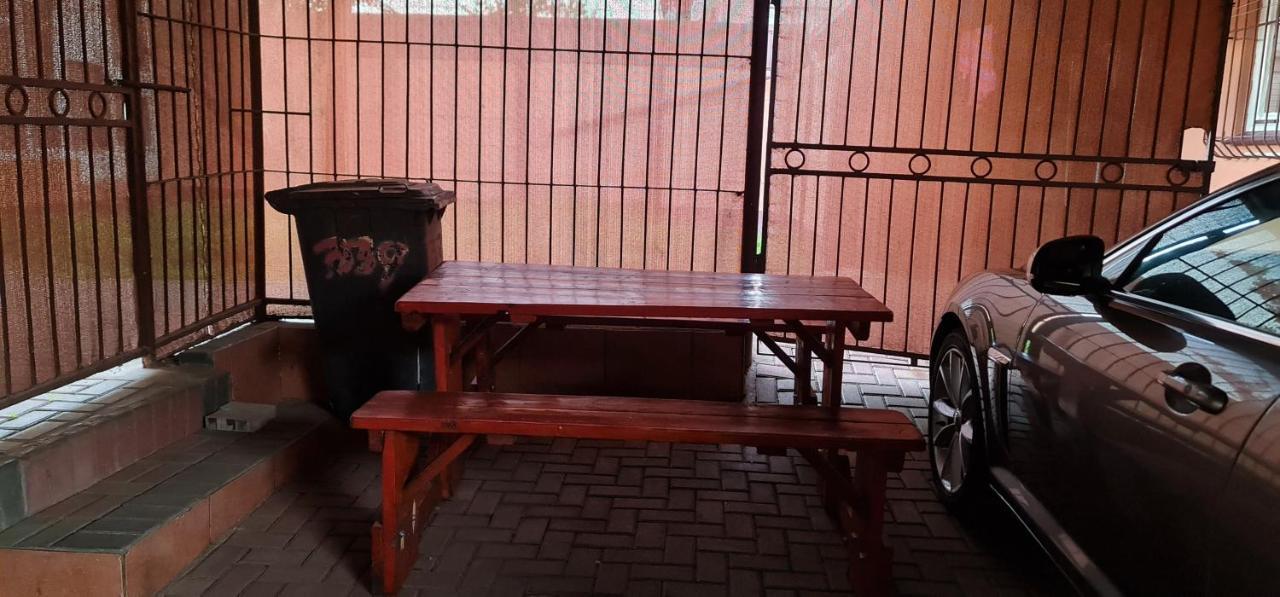 My House Guest House Pretoria-Noord エクステリア 写真